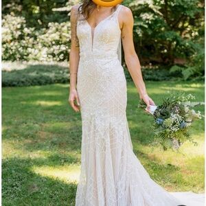 Azazie wedding dress size 2 in champagne
